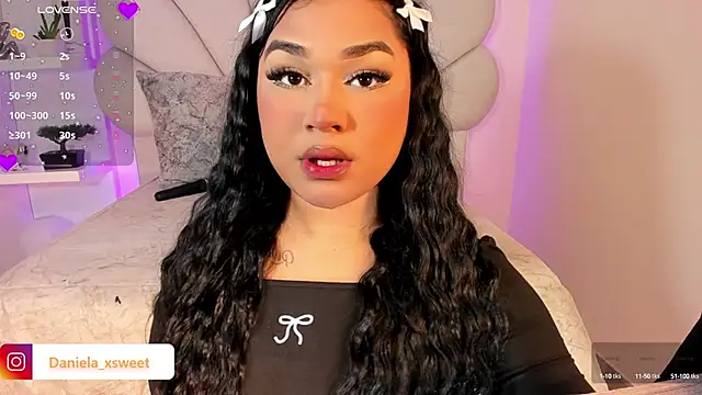 Snapshot of Danielaangelina chatting on October 2025 06:30:02 AM Danielaangelina online show from October 2025 06:30:02 AM