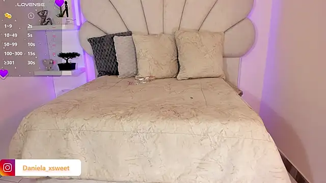 Snapshot of Danielaangelina chatting on October 2025 05:38:01 AM Danielaangelina online show from October 2025 05:38:01 AM