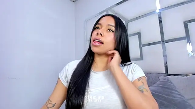 ZoeWan69 online show from November 2025 12:08:02 PM