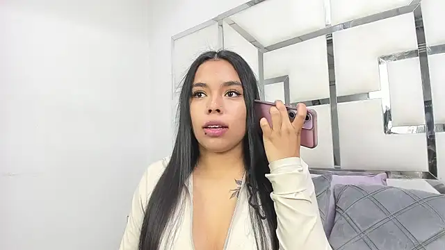 ZoeWan69 online show from March 2026 01:49:01 PM