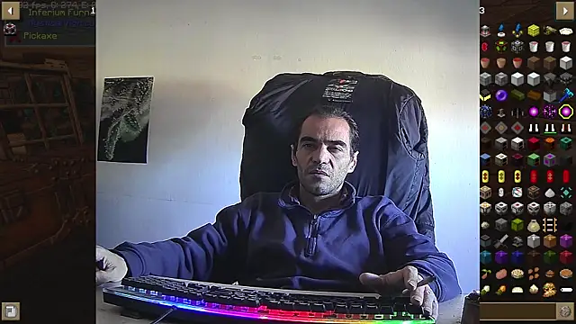 ReyDeBotones online show from April 2026 02:48:02 PM