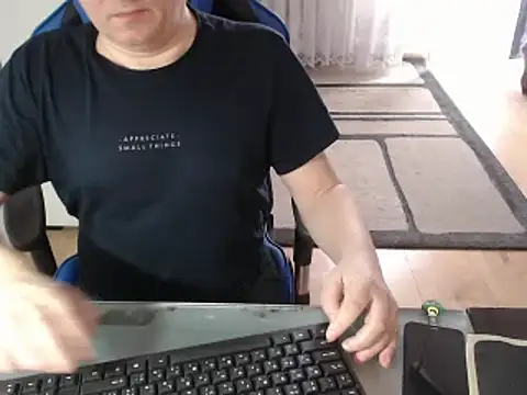 Snapshot of ruplumber chatting on February 2025 09:32:02 AM ruplumber online show from February 2025 09:32:02 AM