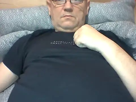 Snapshot of ruplumber chatting on March 2025 12:20:01 AM ruplumber online show from March 2025 12:20:01 AM