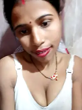 Snapshot of Miss_triha chatting on February 2025 11:02:02 PM Miss triha online show from February 2025 11:02:02 PM