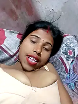 Snapshot of Miss_triha chatting on February 2025 05:54:02 PM Miss triha online show from February 2025 05:54:02 PM