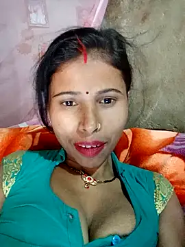 Snapshot of Miss_triha chatting on March 2025 06:58:02 AM Miss triha online show from March 2025 06:58:02 AM