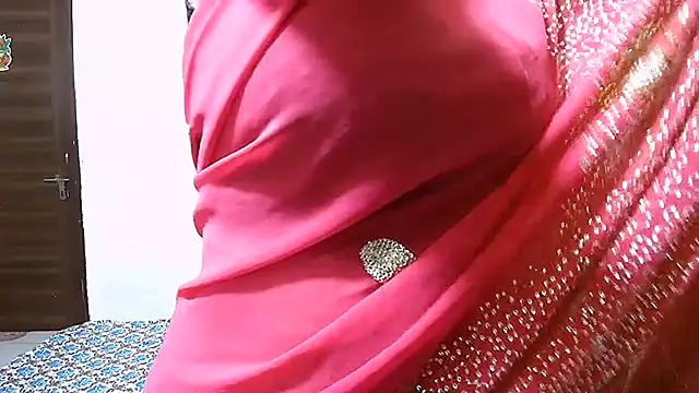 Rubi-Ji online show from November 2025 05:23:02 PM