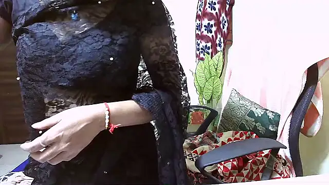 Rubi-Ji online show from December 2025 04:57:02 PM