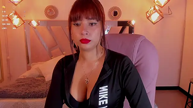 Snapshot of victoria__Smith chatting on February 2025 11:50:01 AM victoria Smith online show from February 2025 11:50:01 AM