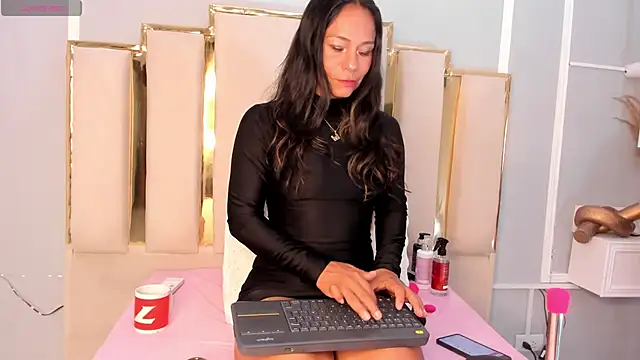 emmysandoval online show from June 2026 12:51:01 PM