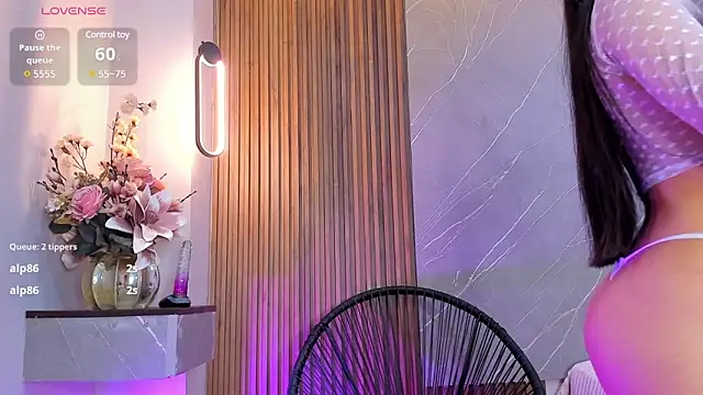 ariana jhonson1 online show from February 2025 03:46:01 PM