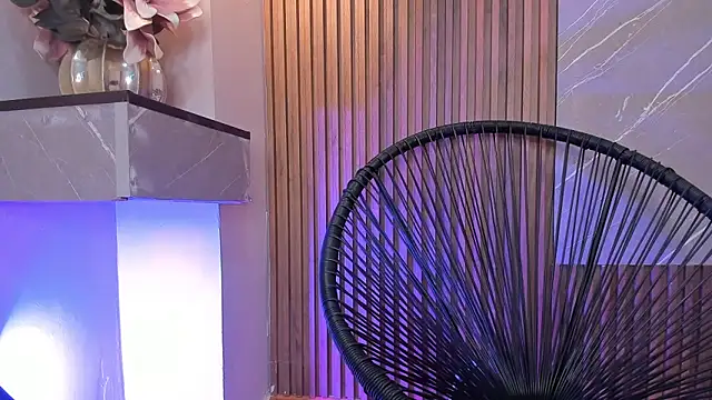 ariana jhonson1 online show from March 2025 12:34:01 PM