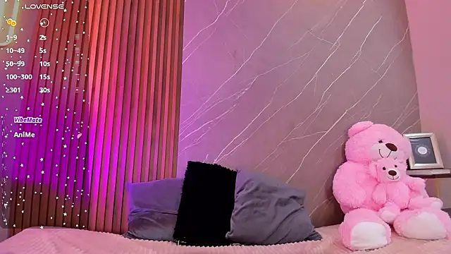 ariana jhonson1 online show from September 2025 12:38:02 PM