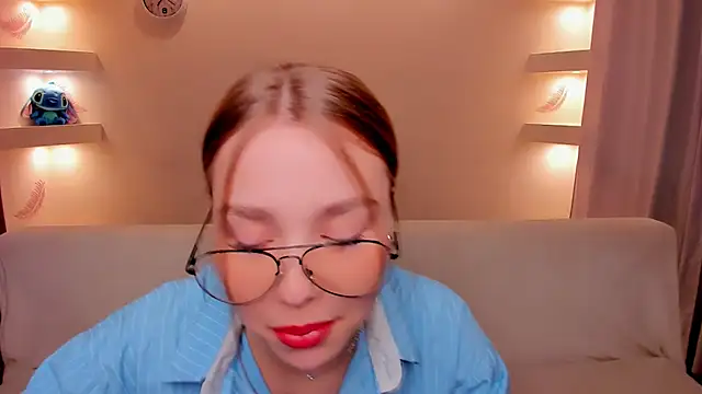 Snapshot of YourMegan chatting on November 2025 07:13:02 PM YourMegan online show from November 2025 07:13:02 PM