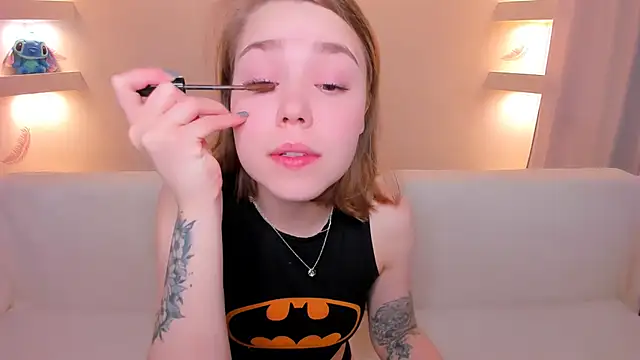 Snapshot of YourMegan chatting on November 2025 12:28:01 PM YourMegan online show from November 2025 12:28:01 PM