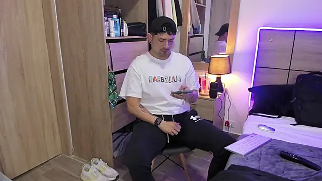 ILoveNYStyle online show from March 2025 10:31:02 PM