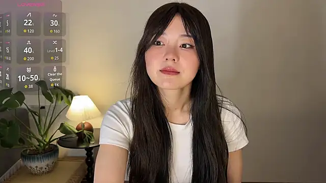 nanaliu6 online show from April 2026 02:06:01 AM