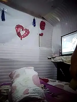 BonniAdams online show from March 2025 06:11:01 PM