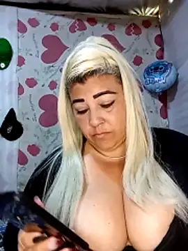 BonniAdams online show from December 2025 02:35:01 PM