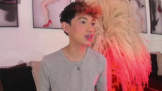 Allen Starck online show from November 2025 03:39:02 AM