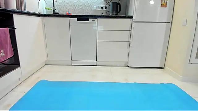 Snapshot of Katya_yoga chatting on September 2025 03:55:02 AM Katya yoga online show from September 2025 03:55:02 AM