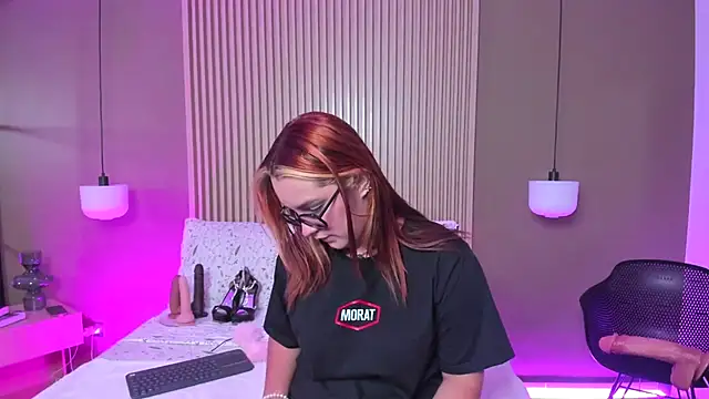 JessyCream online show from October 2025 08:00:02 PM