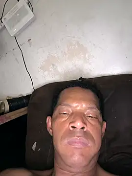 Snapshot of Renato571 chatting on September 2025 07:48:01 PM Renato571 online show from September 2025 07:48:01 PM