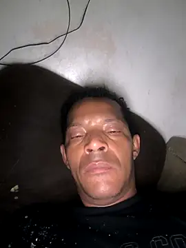 Snapshot of Renato571 chatting on September 2025 10:05:01 AM Renato571 online show from September 2025 10:05:01 AM