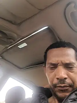 Snapshot of Renato571 chatting on September 2025 11:26:01 AM Renato571 online show from September 2025 11:26:01 AM