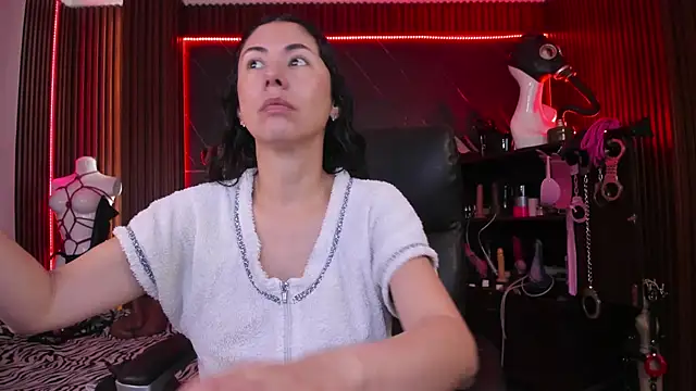 XiaQueen online show from November 2025 11:32:02 AM