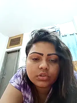 blue-berry07 online show from May 2026 11:15:01 AM