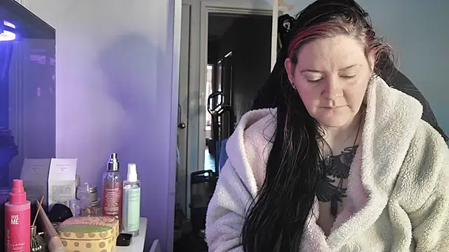 Snapshot of AureliaXOX chatting on November 2025 09:04:02 AM AureliaXOX online show from November 2025 09:04:02 AM