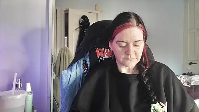 Snapshot of AureliaXOX chatting on November 2025 09:25:01 AM AureliaXOX online show from November 2025 09:25:01 AM