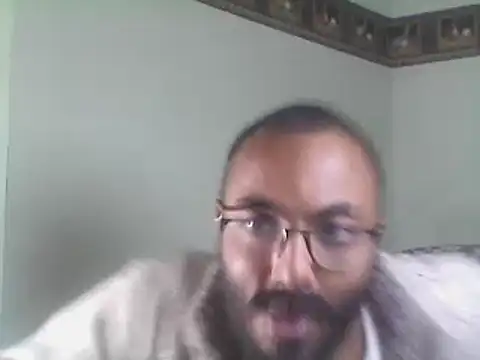 Snapshot of frankislive chatting on September 2025 06:35:01 AM frankislive online show from September 2025 06:35:01 AM