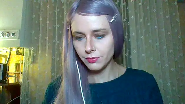 LuminousLady online show from February 2025 06:41:02 PM