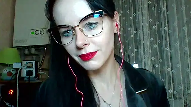 LuminousLady online show from March 2025 07:13:02 PM