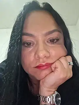 SARAI 523 online show from November 2025 09:47:01 PM