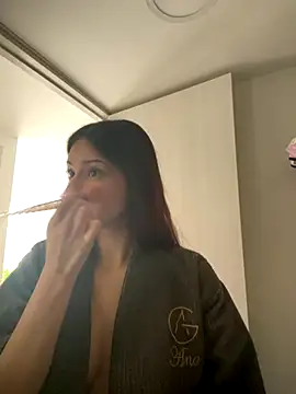 AngelRuby online show from November 2025 01:22:01 PM