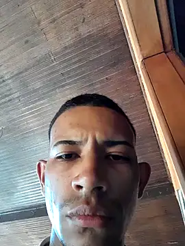 Mineirinho043 online show from February 2025 12:17:02 PM