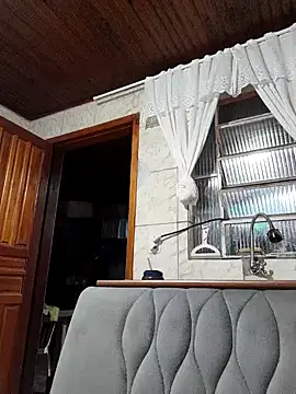 Mineirinho043 online show from February 2025 02:42:01 AM