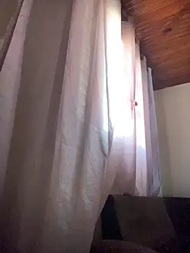 Mineirinho043 online show from November 2025 11:24:02 AM