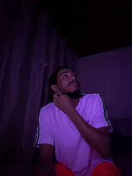 Mineirinho043 online show from February 2026 07:04:02 AM