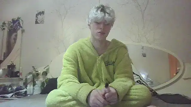 sanczesVVV online show from February 2025 05:25:02 PM