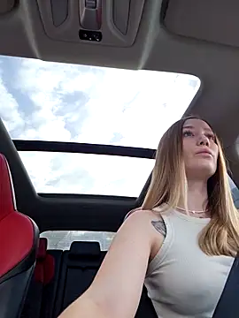 Snapshot of Pussy_Drive03 chatting on October 2025 03:54:02 AM Pussy Drive03 online show from October 2025 03:54:02 AM