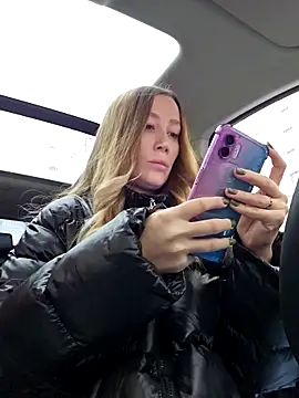 Snapshot of Pussy_Drive03 chatting on October 2025 04:25:02 AM Pussy Drive03 online show from October 2025 04:25:02 AM