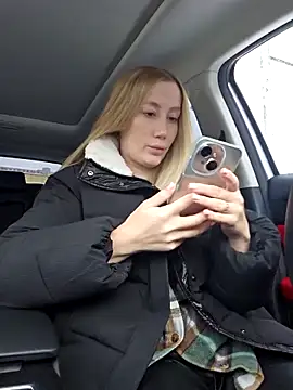 Snapshot of Pussy_Drive03 chatting on November 2025 06:05:02 AM Pussy Drive03 online show from November 2025 06:05:02 AM