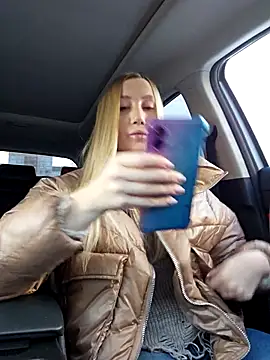 Snapshot of Pussy_Drive03 chatting on December 2025 04:28:02 AM Pussy Drive03 online show from December 2025 04:28:02 AM