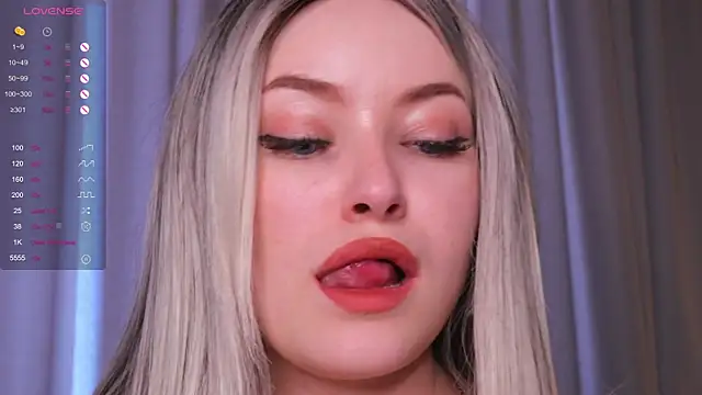 Snapshot of AugustaGearing chatting on February 2025 08:39:02 AM AugustaGearing online show from February 2025 08:39:02 AM