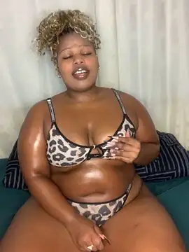 Cuddle Bear online show from March 2026 08:26:01 PM