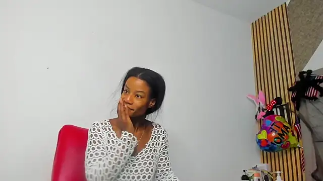 dafnnelewis online show from October 2025 12:02:02 PM